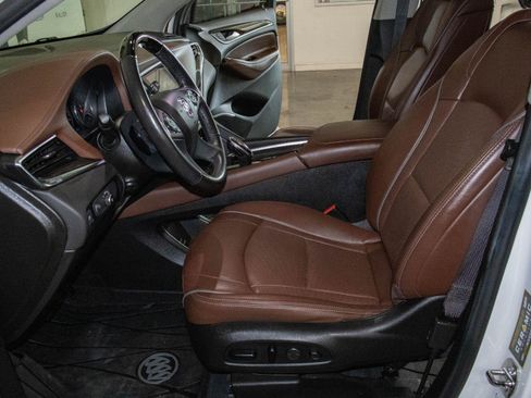 Used 2021 Buick Enclave Avenir w/ Avenir Technology Package AWD/4WD image 7