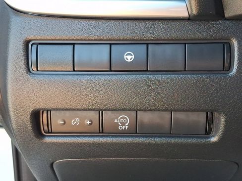 Certified 2023 Nissan Rogue SV AWD/4WD image 25