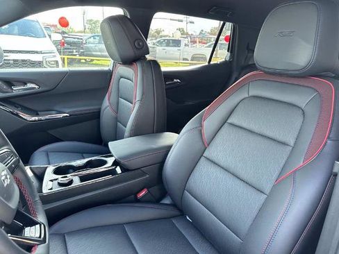 New 2026 Chevrolet Equinox RS w/ LPO, Floor Liner Package image 10