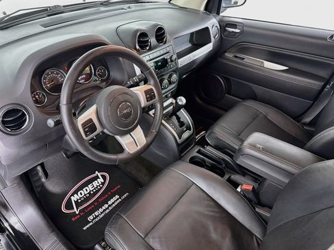 Used 2017 Jeep Compass High Altitude AWD/4WD image 8