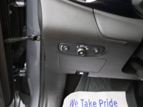 Used 2020 Buick Encore GX Select w/ Experience Buick Package FWD image 29