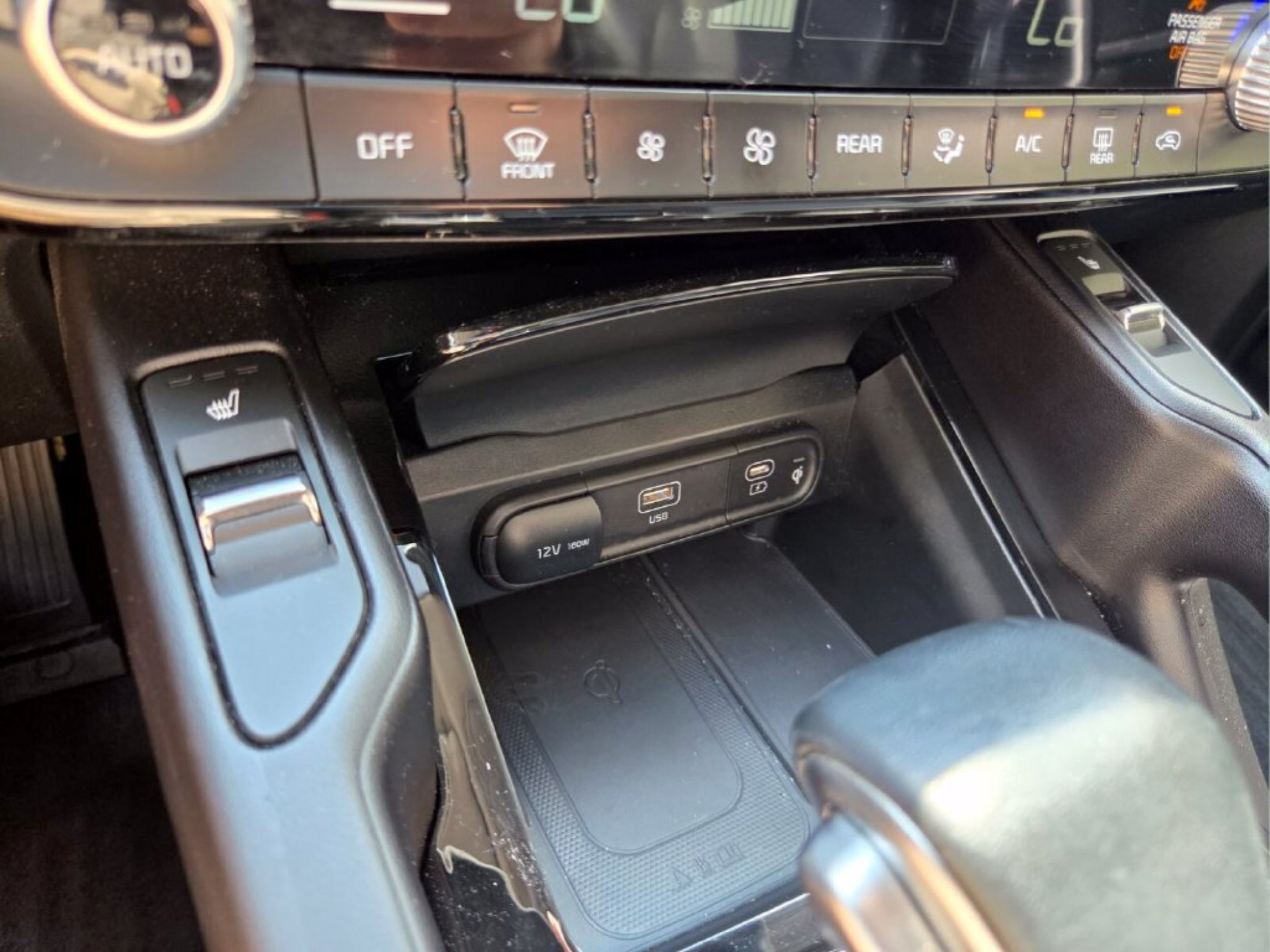 Used 2024 Kia Telluride S w/ S Sunroof Package FWD image 20