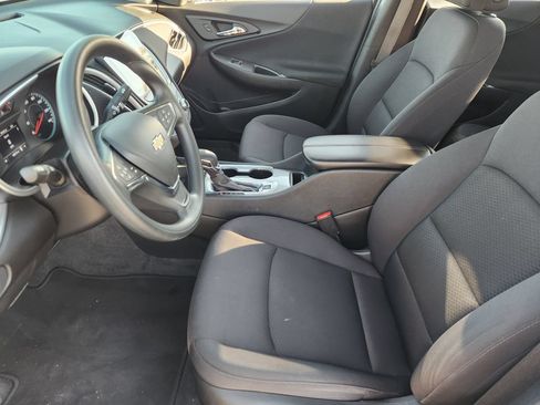 Used 2024 Chevrolet Malibu LT FWD image 14