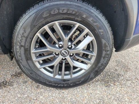 Used 2023 Nissan Rogue S image 24