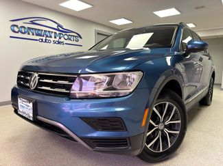 Used 2020 Volkswagen Tiguan SE w/ Panoramic Sunroof Package image 1