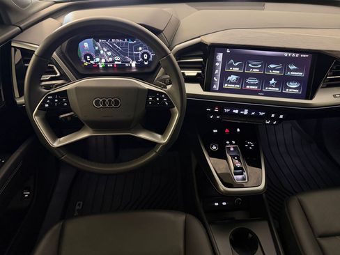 Used 2025 Audi Q4 e-tron Premium w/ Convenience Package RWD image 28