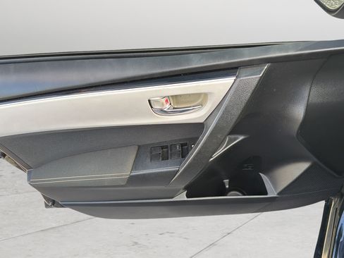 Used 2017 Toyota Corolla LE FWD image 26