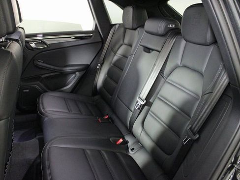 Certified 2026 Porsche Macan image 34
