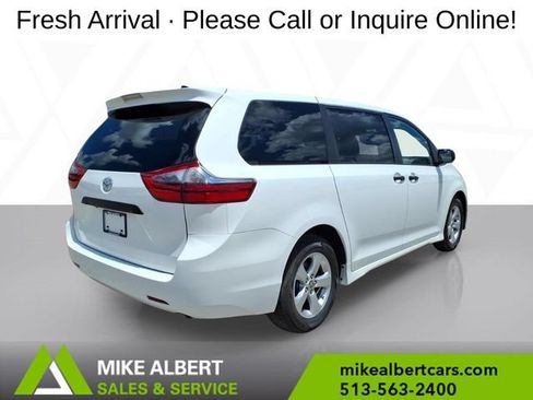 Used 2020 Toyota Sienna L FWD image 7