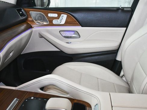 Used 2022 Mercedes-Benz GLE 350 4MATIC w/ Premium Package image 51