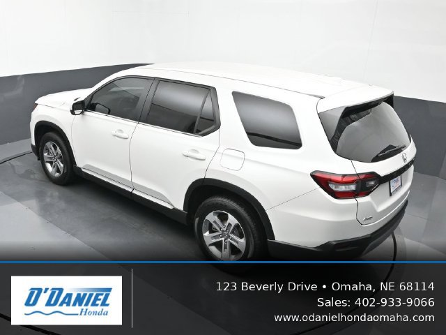 Used 2025 Honda Pilot EX-L image 15