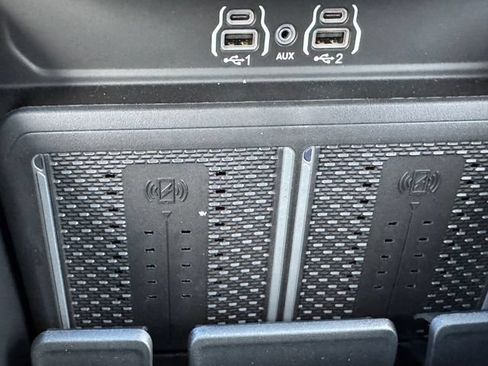 New 2026 RAM 2500 Big Horn AWD/4WD image 42
