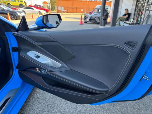 Used 2020 Chevrolet Corvette Stingray Coupe w/ 1LT image 18