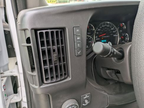 New 2024 GMC Savana 3500 Extended w/ Power Convenience Package image 25