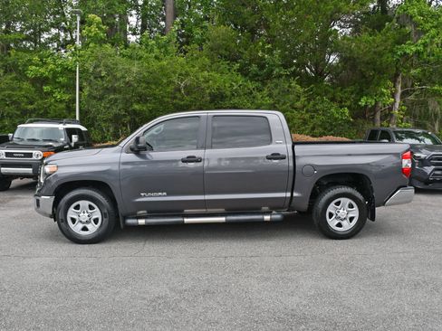 Used 2019 Toyota Tundra SR5 w/ SR5 Upgrade Package RWD image 2
