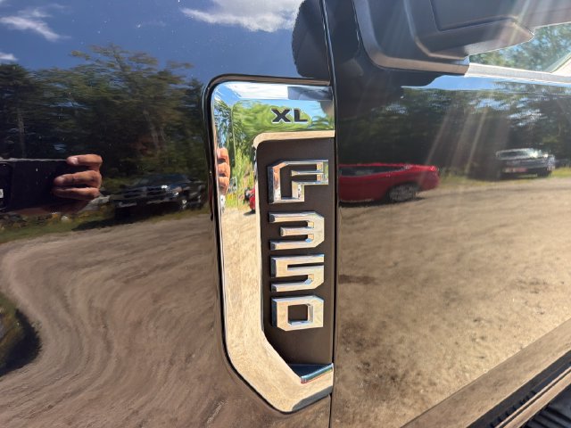 Used 2020 Ford F350 XL w/ Power Equipment Group AWD/4WD image 9