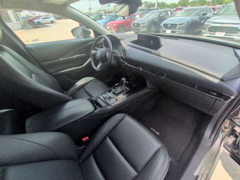 Used 2025 MAZDA CX-30 AWD 2.5 S w/ Preferred Package image 31