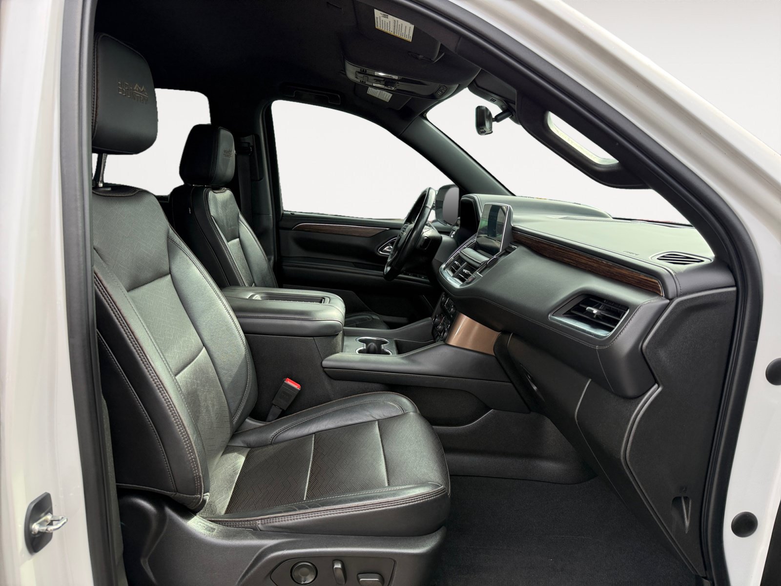 Used 2021 Chevrolet Tahoe High Country AWD/4WD image 19