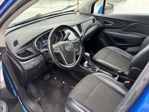 Used 2018 Buick Encore Sport Touring FWD image 9