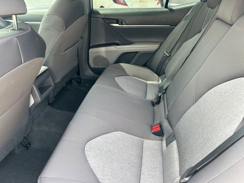 Used 2021 Toyota Camry LE FWD image 14