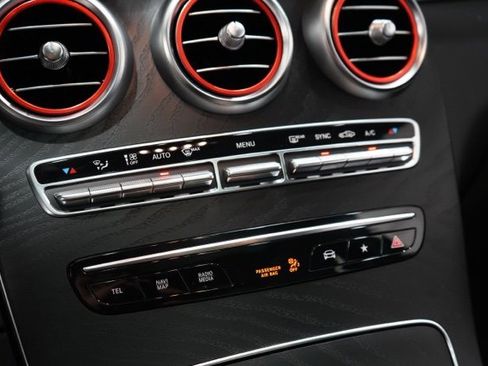 Used 2022 Mercedes-Benz GLC 43 AMG 4MATIC image 30