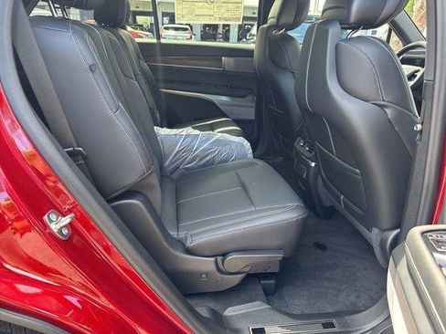 New 2026 Cadillac Vistiq Sport image 19