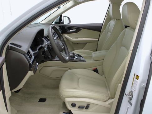 Used 2017 Audi Q7 3.0T Prestige w/ Prestige Package image 33