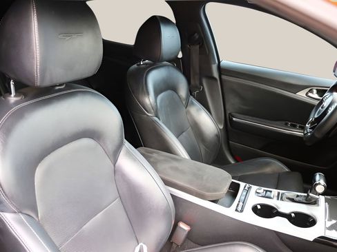 Used 2019 Kia Stinger GTS image 20