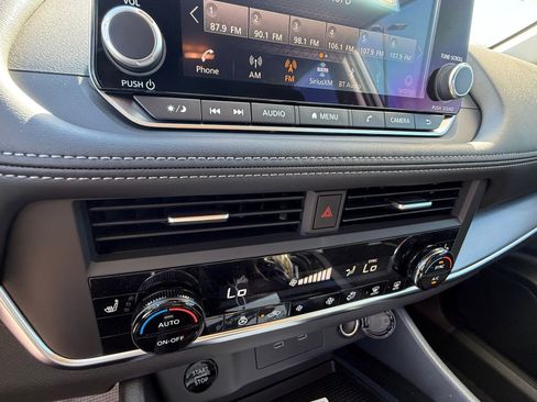 New 2026 Nissan Rogue SV image 28