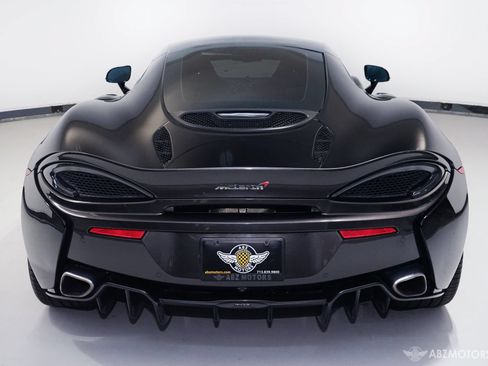 Used 2017 McLaren 570S RWD image 8