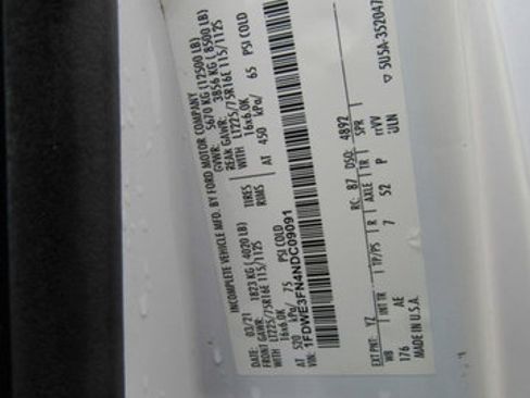 Used 2022 Ford E-350 and Econoline 350 Super Duty RWD image 25