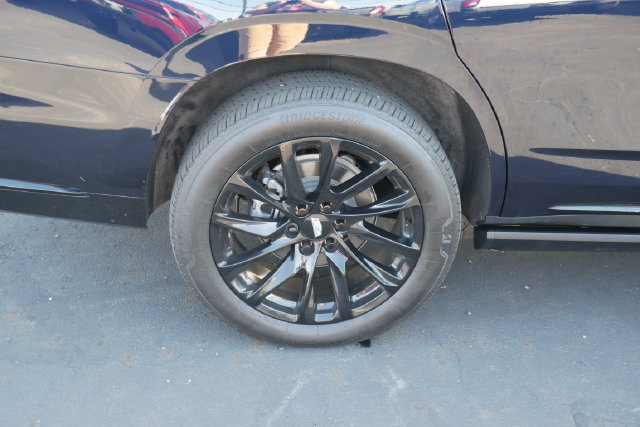 Used 2024 Cadillac Escalade Sport w/ LPO, ONYX Package AWD/4WD image 14