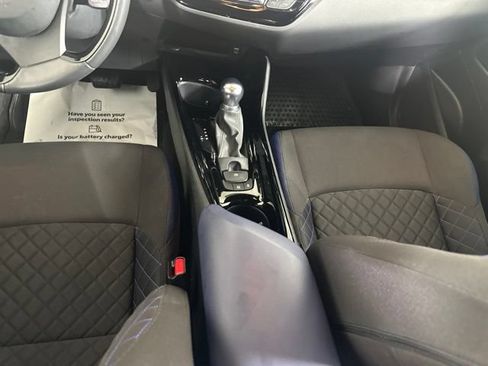 Used 2022 Toyota C-HR XLE FWD image 20