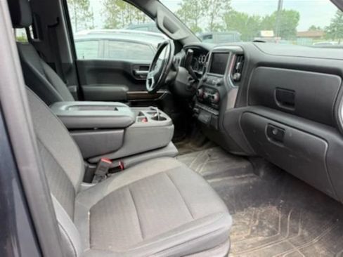Used 2019 Chevrolet Silverado 1500 RST AWD/4WD image 3