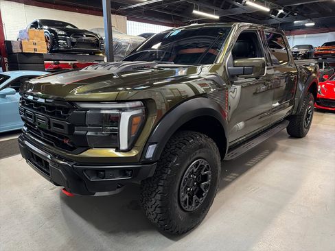 Used 2025 Ford F150 Raptor w/ Equipment Group 803A Raptor R image 9