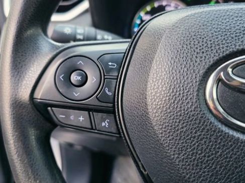 Used 2019 Toyota RAV4 XLE w/ Convenience Package image 19