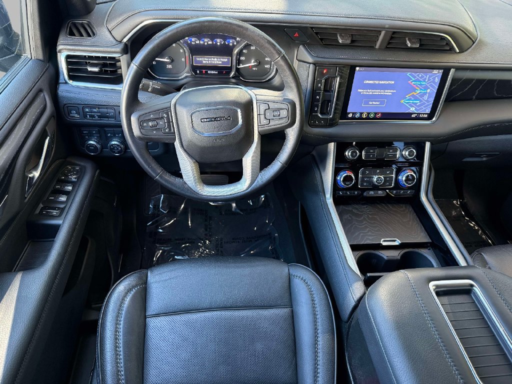 Used 2021 GMC Yukon XL Denali AWD/4WD image 4