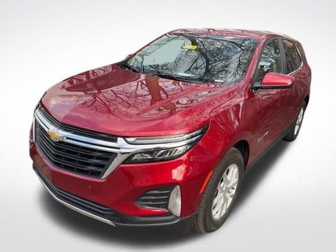Used 2024 Chevrolet Equinox LT image 4