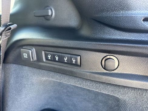 Used 2022 Jeep Grand Cherokee L Overland w/ Luxury Tech Group IV image 20