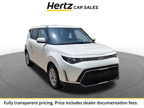 Used 2025 Kia Soul LX w/ LX Technology Package FWD image 1