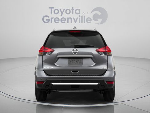 Used 2020 Nissan Rogue SV w/ Sun & Sound Touring Package AWD/4WD image 4