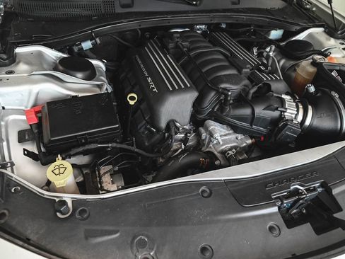 Used 2021 Dodge Charger Scat Pack RWD image 38