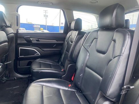 Used 2024 Kia Telluride S w/ S Sunroof Package image 17