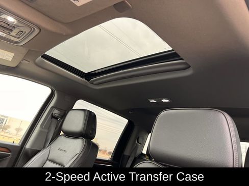 Used 2024 GMC Sierra 2500 Denali w/ Denali Reserve Package image 27