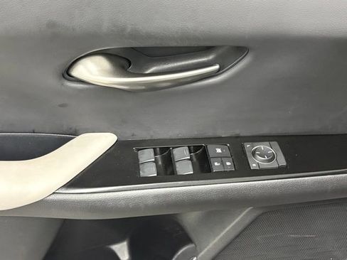 Used 2023 Lexus UX 250h FWD w/ Accessory Package (Z1) image 12