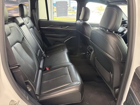 Used 2024 Jeep Grand Cherokee Limited 4xe image 11