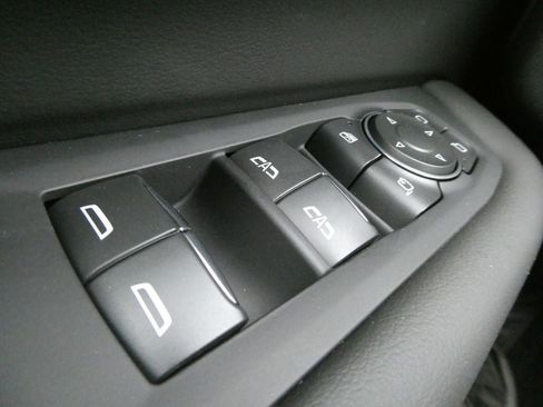 New 2026 Chevrolet Suburban High Country AWD/4WD image 23
