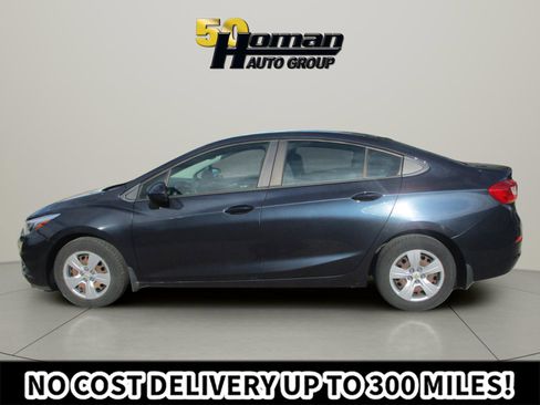 Used 2016 Chevrolet Cruze LS FWD image 2