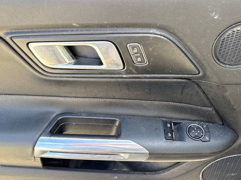 Used 2019 Ford Mustang GT Premium image 16