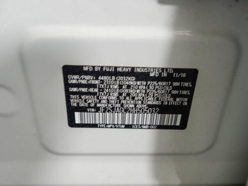 Used 2017 Subaru Forester 2.5i Premium AWD/4WD image 36